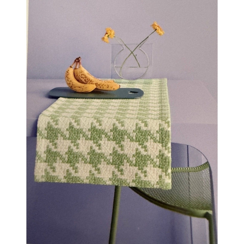 Room Essentials Table Runner Home 14x72 Green Houndstooth Woven Cotton NEW